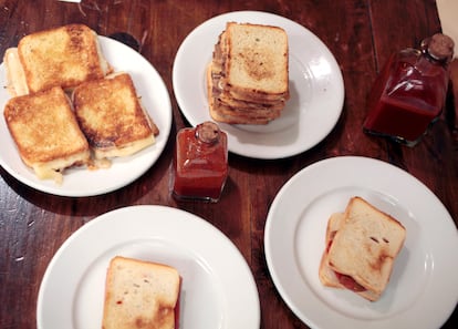 Cardenales, minutejos y sintakis, algunos de los diferentes bocados de La Casa de Los Minutejos.