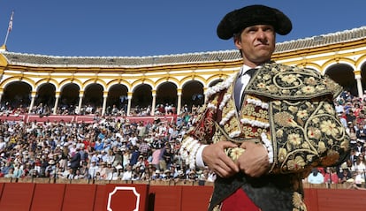 El Juli, en la puerta de cuadrillas de la plaza de La Maestranza.