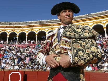 El Juli, en la puerta de cuadrillas de la plaza de La Maestranza.