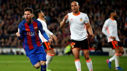 Messi celebra su segundo gol ante el Valencia.