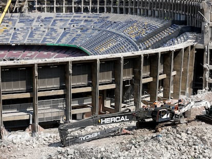 Las obras de remodelación del Camp Nou avanzan según lo previsto.