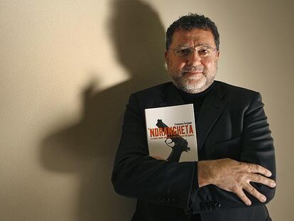Francesco Forgione, escritor, ex presidente de la Comisión Antimafia y amenazado de muerte desde 1995, ayer en Madrid.