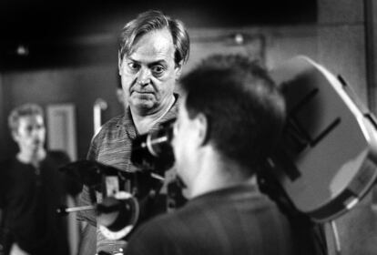 Ventura Pons, en el rodaje de la película 'Morir o no morir', en el año 1999.
