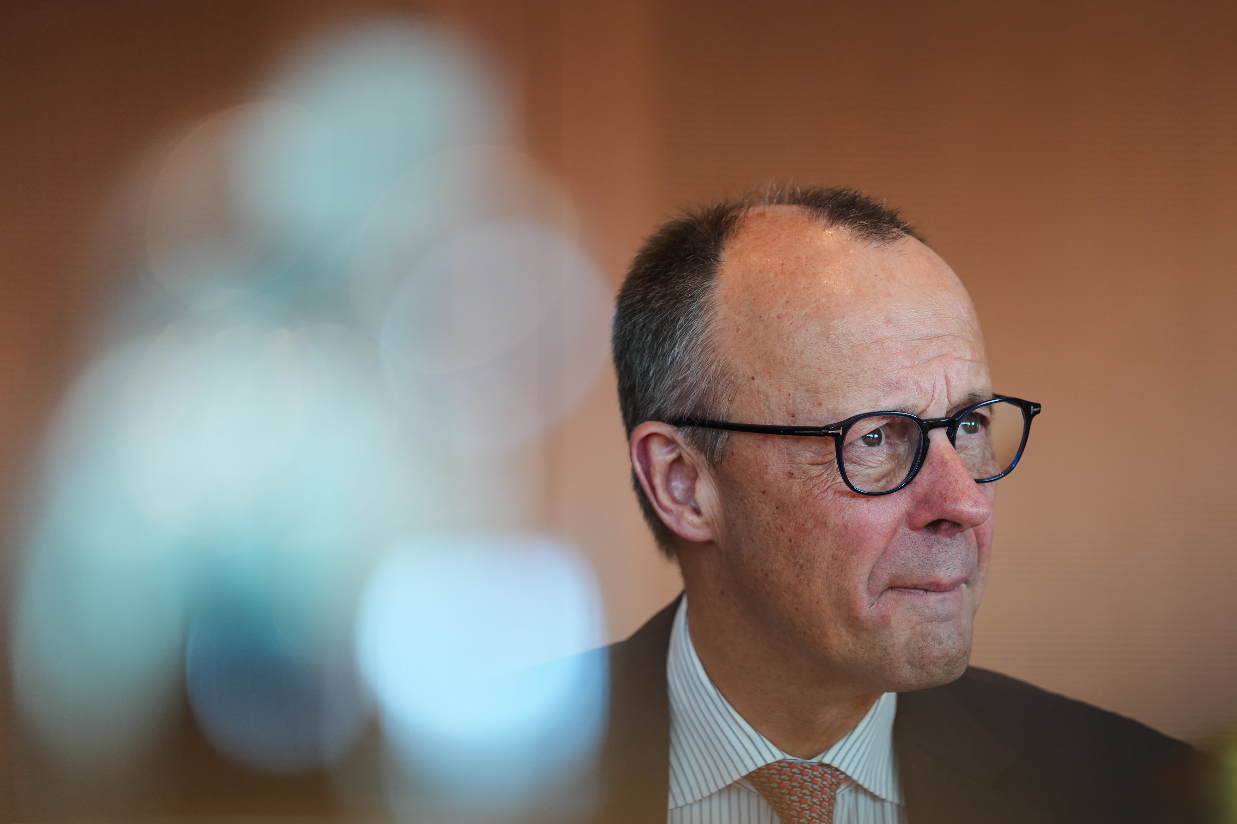 La actitud de Merz ante las amenazas de Trump a España provoca una tormenta diplomática 