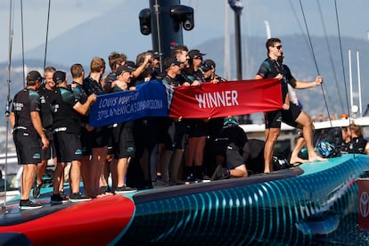 Members of defending champion Emirates New Zealand team celebrate their victory at the America's Cup this Saturday in Barcelona.