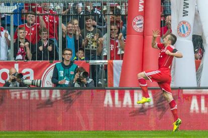 Ribery celebra su gol al Werder Bremen