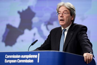 El comisario Paolo Gentiloni, durante la presentación de las previsiones económicas el pasado jueves.