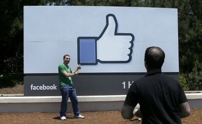 Entrada al campus de Facebook en Menlo Park, California