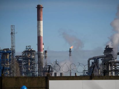 Refinería de petróleo de TotalEnergies en Donges (Francia).