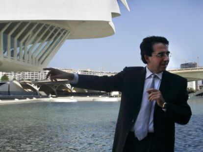 Santiago Calatrava, en una de sus visitas al Palau de les Arts de Valencia.