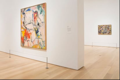 En primer plano, 'Interchange', de De Kooning. Detrás, 'Number 17A', de Pollock. Las dos obras se han vendido por 500 millones de dólares.
