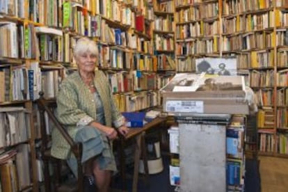 Catherine Domain, propietaria de la librería Ulysses, en París.