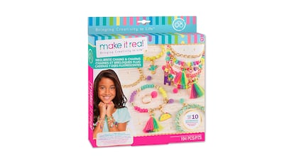 Regalos 11 años sobre fondo blanco.