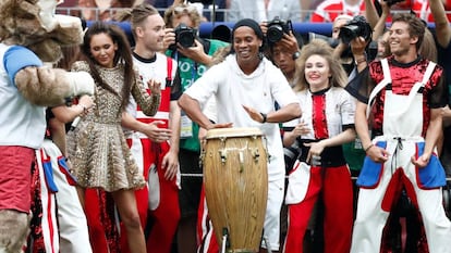 Ronaldinho Gaúcho foi destaque na cerimônia de encerramento da Copa.