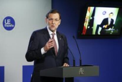 El presidente del Gobierno espa&ntilde;ol, Mariano Rajoy, ofrece una rueda de prensa al final de la cumbre de jefes de Estado y de Gobierno de la Uni&oacute;n Europea (UE), en Bruselas, B&eacute;lgica,