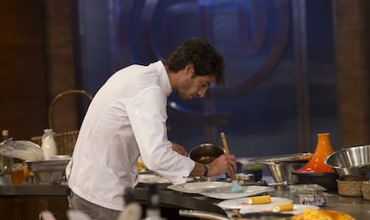 El ganador de la &uacute;ltima edici&oacute;n de &#039;MasterChef&#039;, en plena faena.