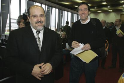 Txarli Prieto, secretario general de los socialistas alaveses, e Iñaki Gerenabarrena, líder del PNV de Álava.