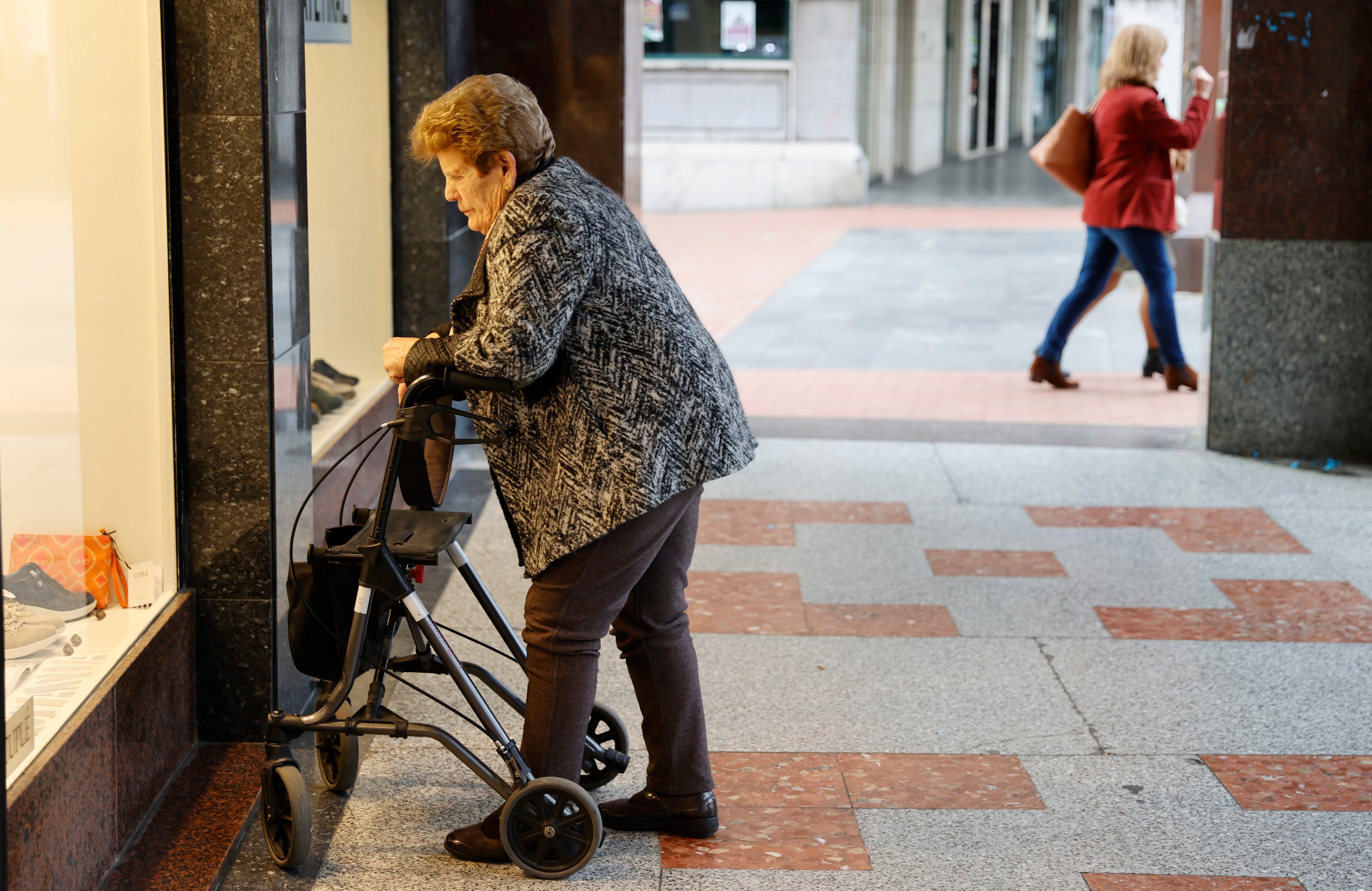 El retraso de la jubilación impulsa las nuevas pensiones por encima de los 1.700 euros al mes