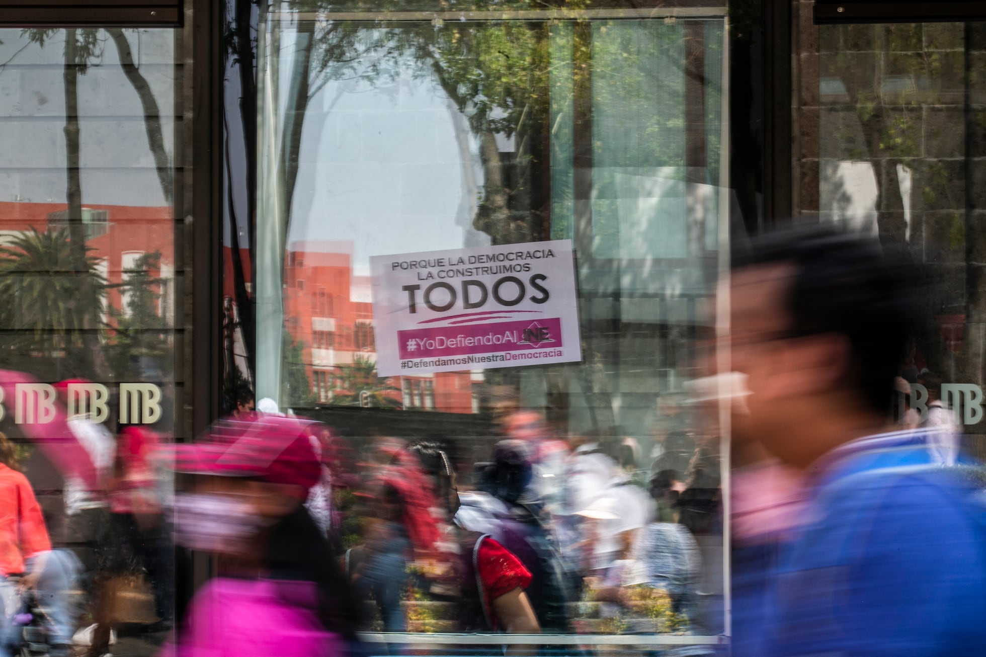 El INE advierte de que la reforma electoral de López Obrador provocará ...