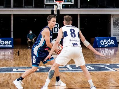 Pepe Sánchez, el domingo en su regreso a las pistas con Bahía Blanca. V. Angelheri (Liga Argentina de basquet)