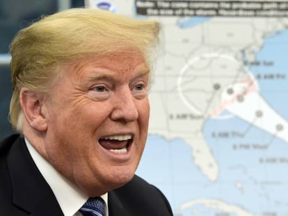 O presidente Donald Trump fala sobre o furacão Florence na Casa Branca.