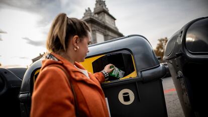 Aumenta un 3,5% el reciclaje de envases de plástico, metal, brik, papel y cartón en 2023