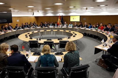 La ministra de Hacienda, María Jesús Montero preside el Consejo de Política Fiscal y Financiera (CPFF), a finales de 2023 en Madrid.