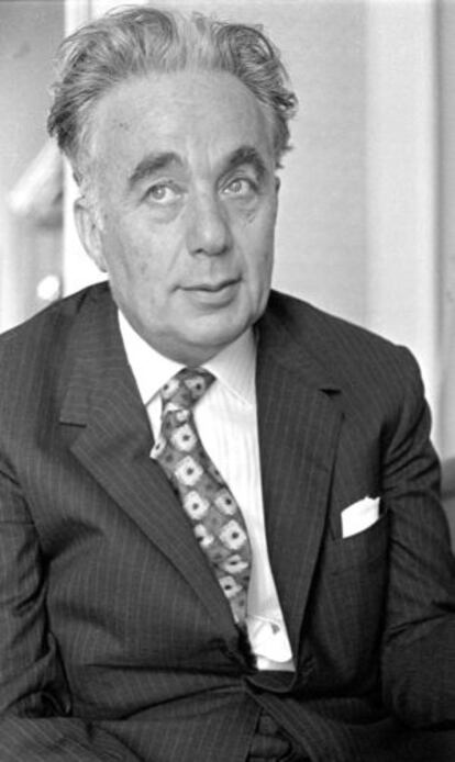 El poeta libanés Said Akl, en 1960.
