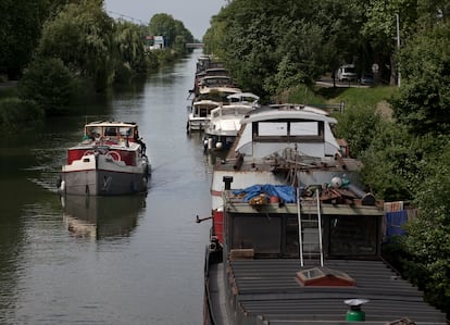 El canal del Mediodía une el río Garona en Toulouse con el mar Mediterráneo.