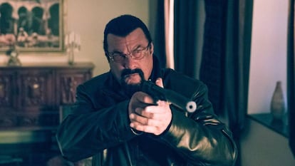 Steven Seagal, em ‘Contract to Kill’, de 2016.