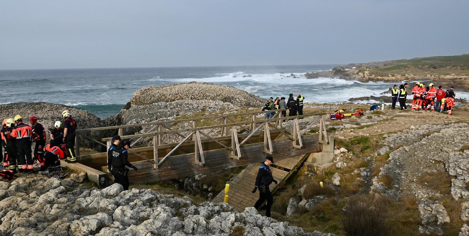 Quattro morti e due dispersi dopo crollo passerella pedonale a Santander