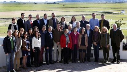 Candidatos del PP a las elecciones generales, con dirigentes del partido en Sueca.  