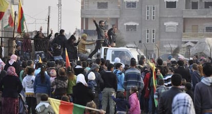 Kurdos celebran este martes la elección de un gobierno iterino en Amuda, noreste de Siria.