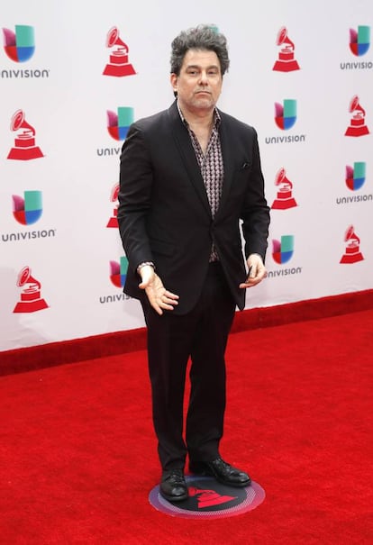 Andrés Calamaro se llevó el tercer Grammy de su carrera con el premio a mejor canción rock, 'La noche'.