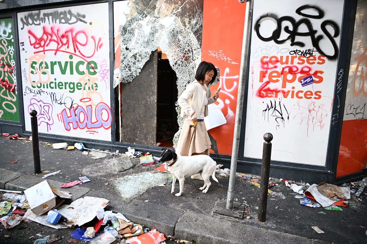 Francia hace balance tras el mayor estallido de violencia y caos en décadas: 1.800 detenidos y un millar de comercios saqueados