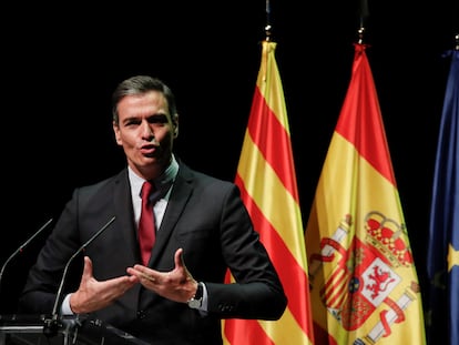 El presidente del Gobierno, Pedro Sánchez, durante su conferencia en el Liceo de Barcelona, este lunes.