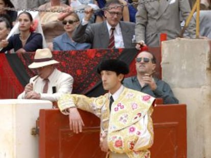 El actor Adrien Brody, caracterizado como Manolete en la película que se estrena el viernes.