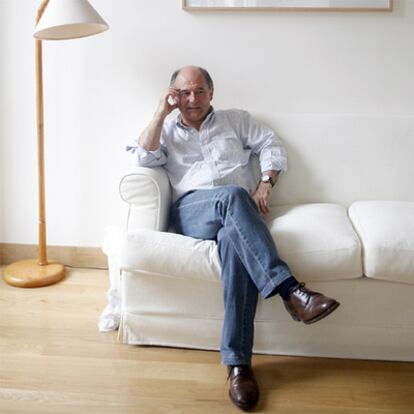 Eugenio Ibarzabal, en su despacho de Bilbao.