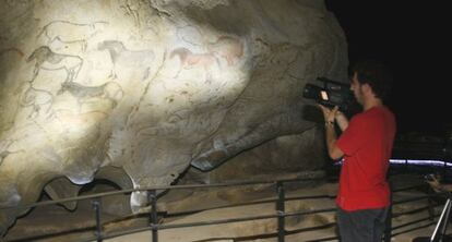 Panel de caballos pintados en la cueva de Ekain.