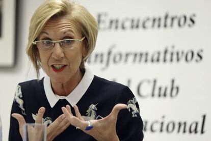 Rosa Díez durante su intervención ayer en el Club Internacional de Prensa.