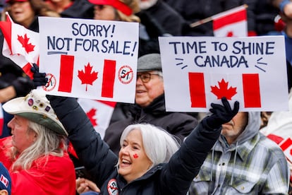Protesta por la subida de aranceles en Toronto (Canadá), el 22 de marzo de 2025.