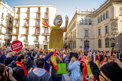 The government delegation estimates that 80,000 people gathered in Madrid, while the PP said there were 500,000. Protests also took place in Barcelona (above) and Seville.

