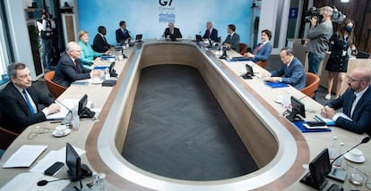 Reunión de los líderes del G-7 en la cumbre que se celebra en Cornualles. 