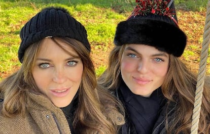 Elizabeth Hurley y su hijo Damian, en una imagen de Instagram.