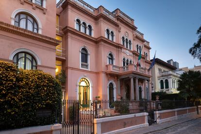 Edificio de la Casa degli Italiani que alberga el liceo italiano.