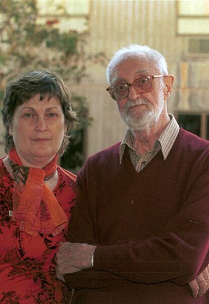 Olga Lucas y José Luis Sampedro, en Santa Cruz de Tenerife.