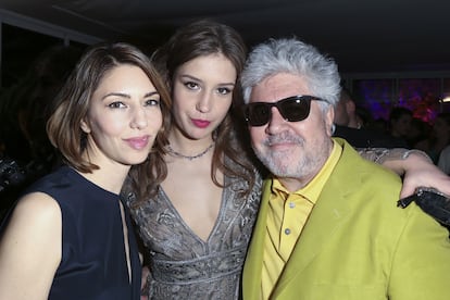 Sofia Coppola, Adèle Exarchopoulos y Pedro Almódovar, en la fiesta de Chopard en la azotea del Hotel Martinez.