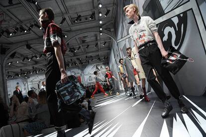 Modelos en el desfile de Prada el pasado 18 de junio en Milán.