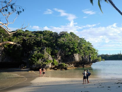 Una playa de la Isla de los Pinos, en Nueva Caledonia, el 17 de mayo