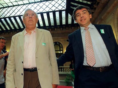 Jordi Montull i el seu advocat a la comissió d'investigació del 'Cas Palau', al Parlament el 2010.